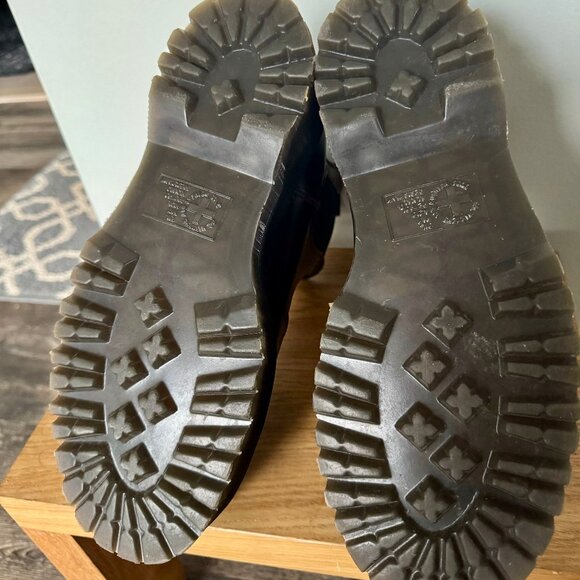 Dr. Martens 2976 Quad Chelsea Boots - Picture 2 of 4